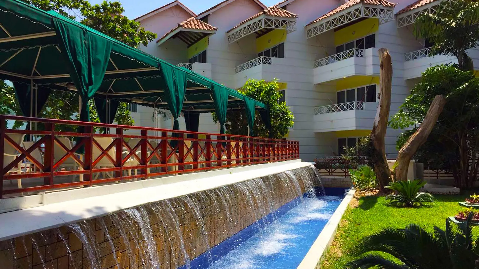 Hotel Las Americas Casa De Playa Картахена 5*,
