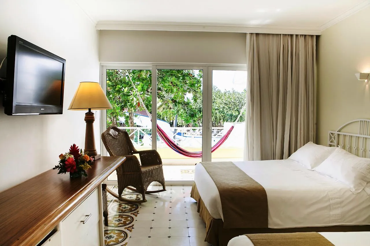 Hotel Las Americas Casa De Playa Картахена