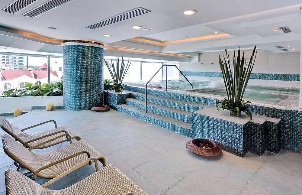 Hotel Las Americas Casa De Playa Картахена